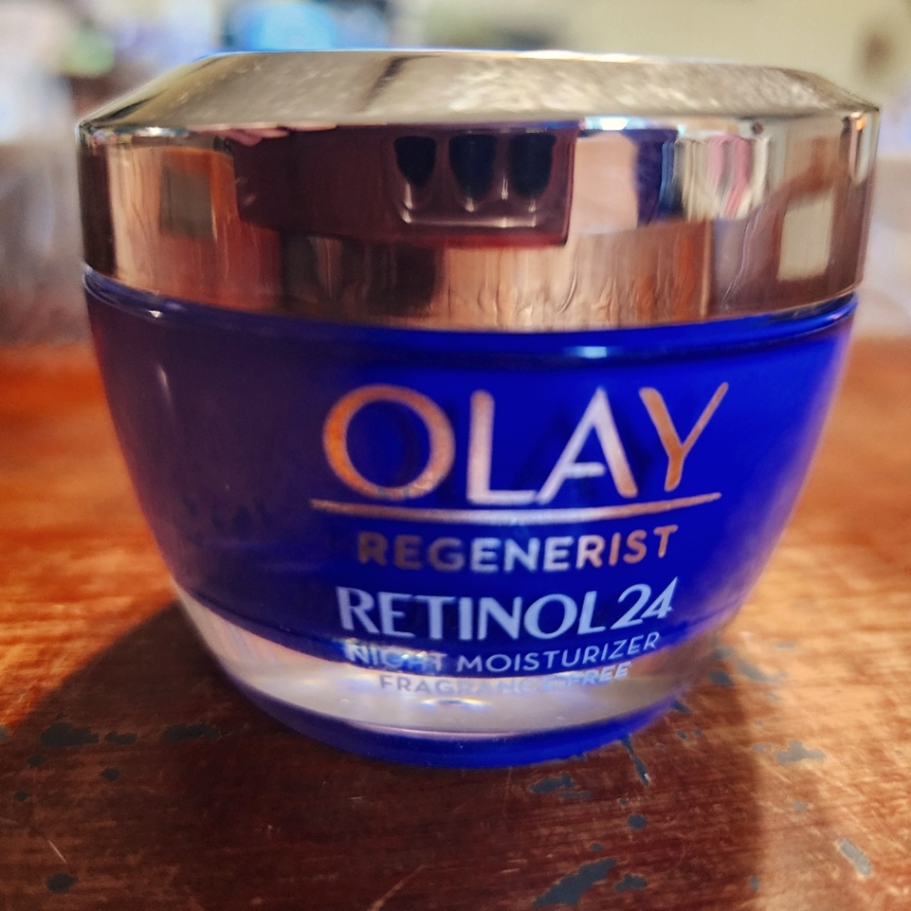 Olay Regenerist Retinol24 Night Moisturizer 1.7oz